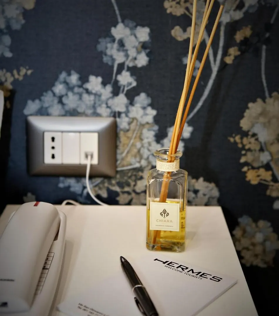 Hermes Rooms For Tourists Neapel