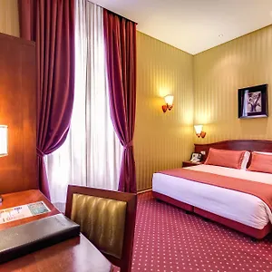 מלון Augusta Lucilla Palace ****