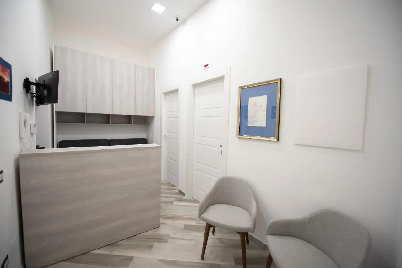 נאפולי Hermes Rooms For Tourists