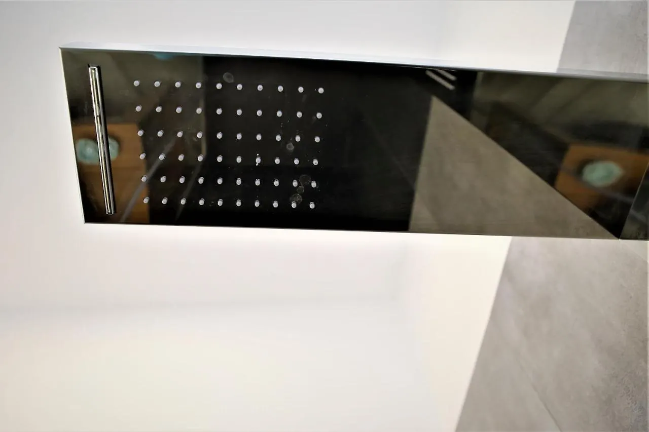 Hermes Rooms For Tourists Neapel